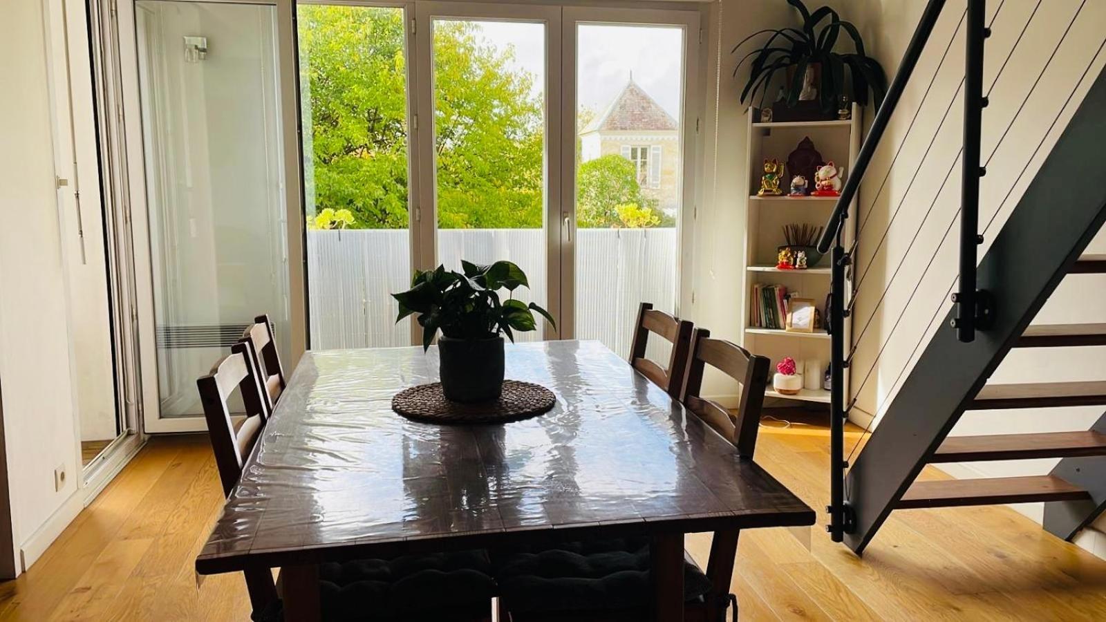 Apartamento Joli Duplex 65M Chu Bordeaux Parking Prive Mérignac Exterior foto